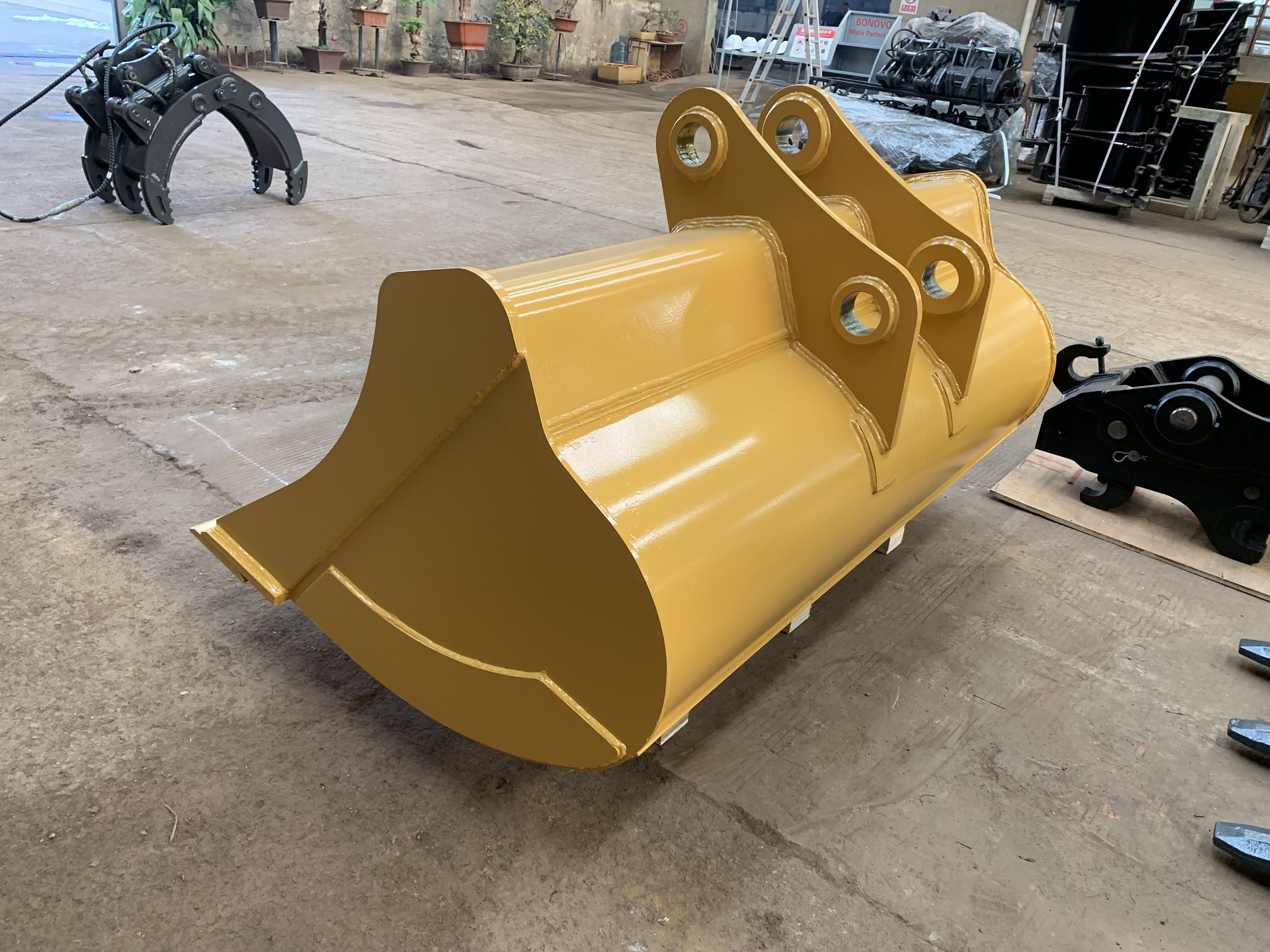 Factory wholesale Remote Control Compactor - BONOVO durable ditching clean bucket for trenching and loading - Bonovo - Bonovo
