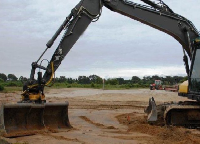 excavator clean bucket